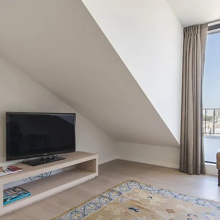 شقة Castle Living