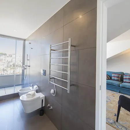 Apartment Castle Living
